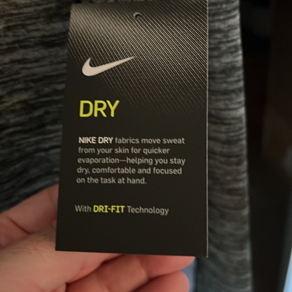 Nike Sacramento Kings pullover with front pocket. Size XL Tall NWT’s - Picture 5 of 7